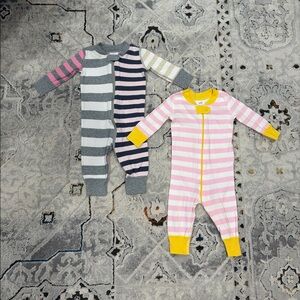 Hanna Andersson footless sleepers x2, 6-9 months